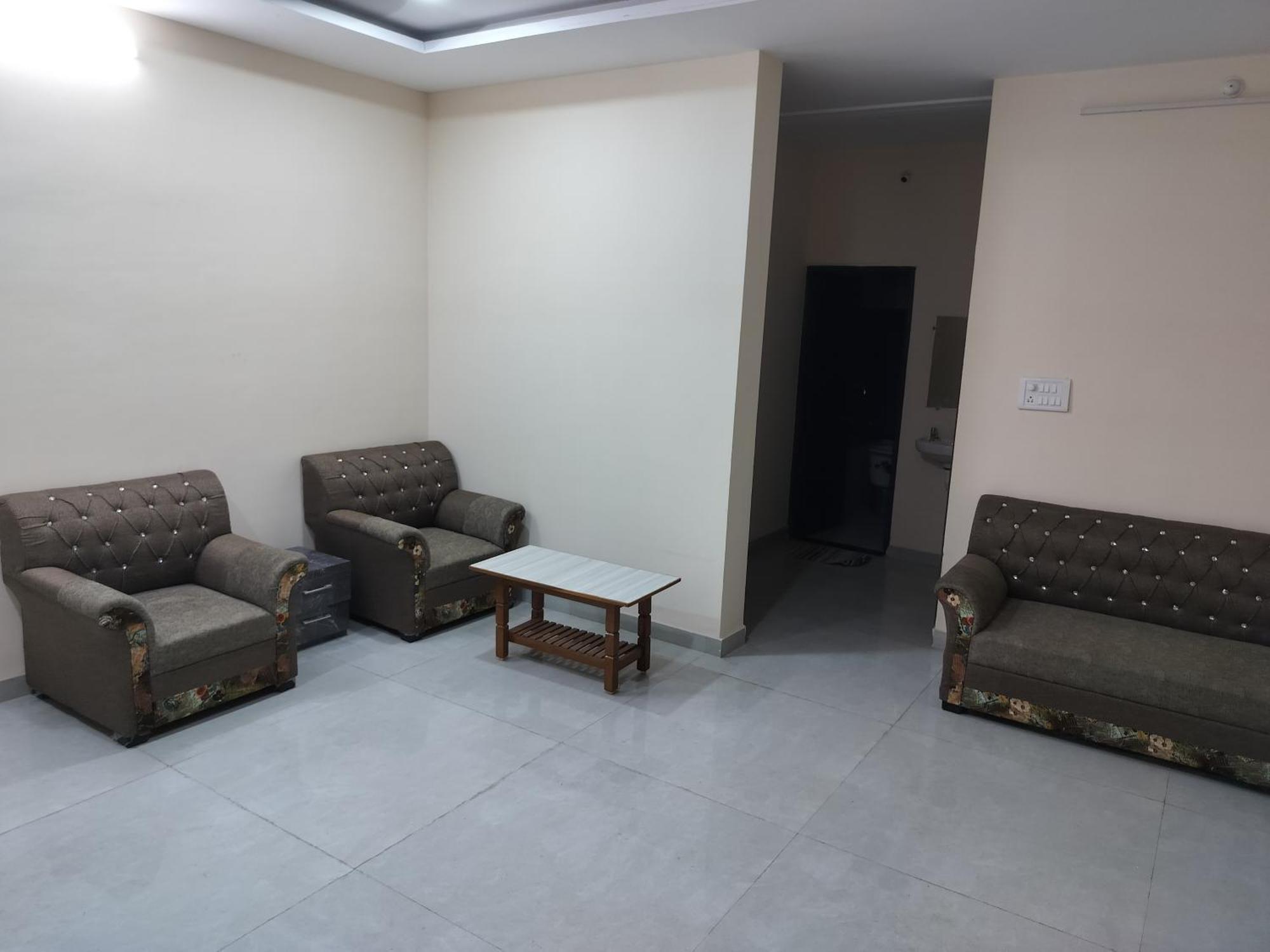 Shiv Shakti Homestay Ujaim Exterior foto